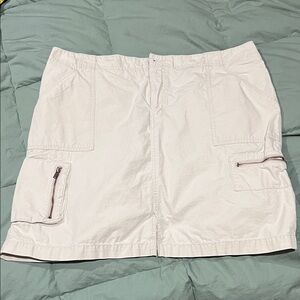 Eddie Bauer Cream Cargo Skirt